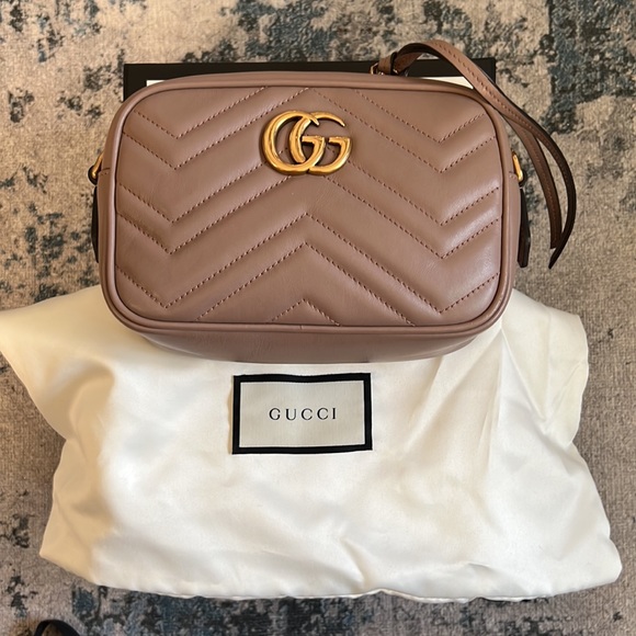 Gucci Calfskin Matelasse Mini GG Marmont Chain Shoulder Bag Porcelain Rose - Picture 3 of 10